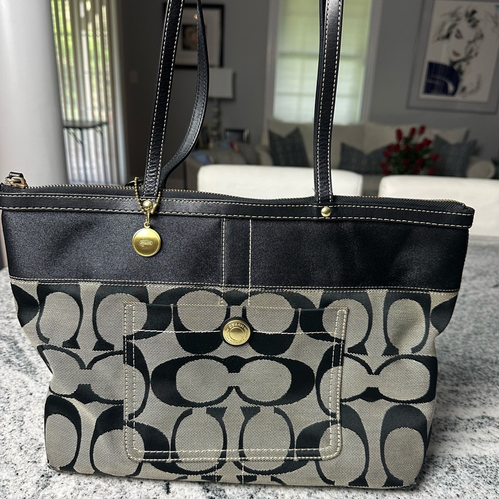 Coach Signature Black and Gray Designer Tote Bag